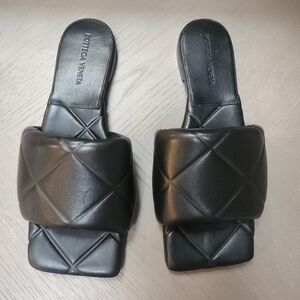 Bottega Veneta Lido Quilted Slides